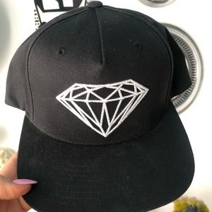 Diamond supply co. Snap back